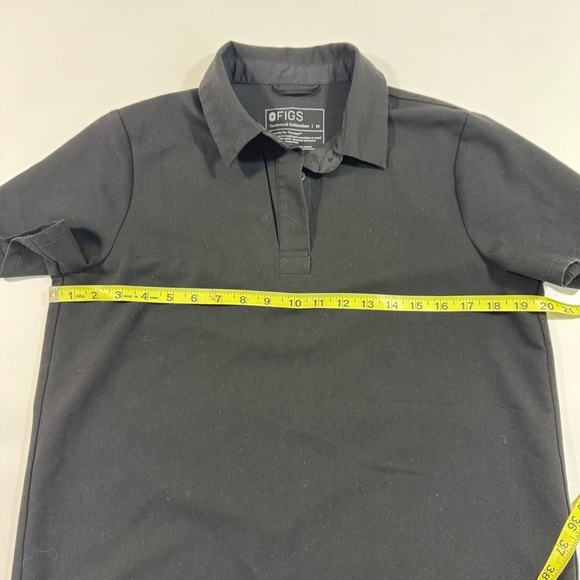 Figs Nala Scrub Top Collared Black Short Sleeve Uniform - Picture 5 of 6